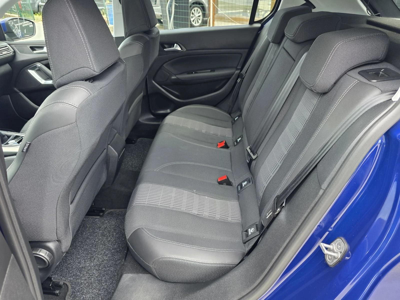 Peugeot 308 53000km. Allure Face, снимка 12 - Автомобили и джипове - 54390118