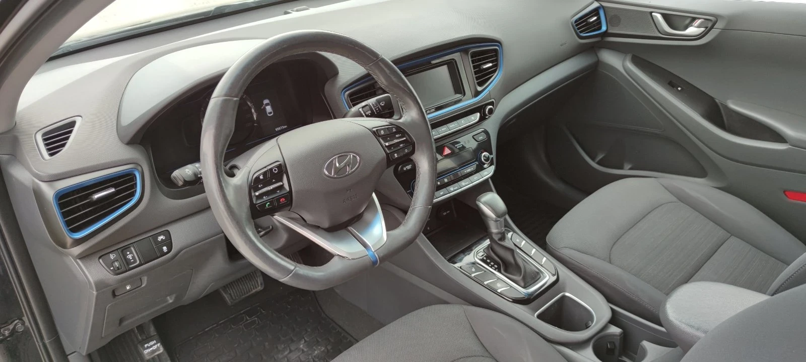 Hyundai Ioniq * EXCLUSIVE* , снимка 10 - Автомобили и джипове - 54479047