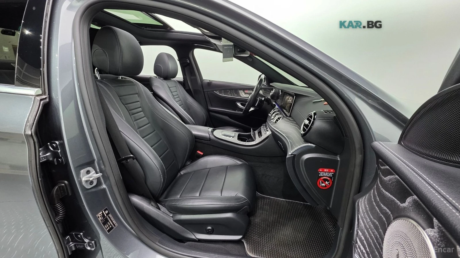 Mercedes-Benz E 350 AMG-LINE* 4MATIC* DISTRONIC* 360CAMERA* BURMESTER*, снимка 14 - Автомобили и джипове - 54851311