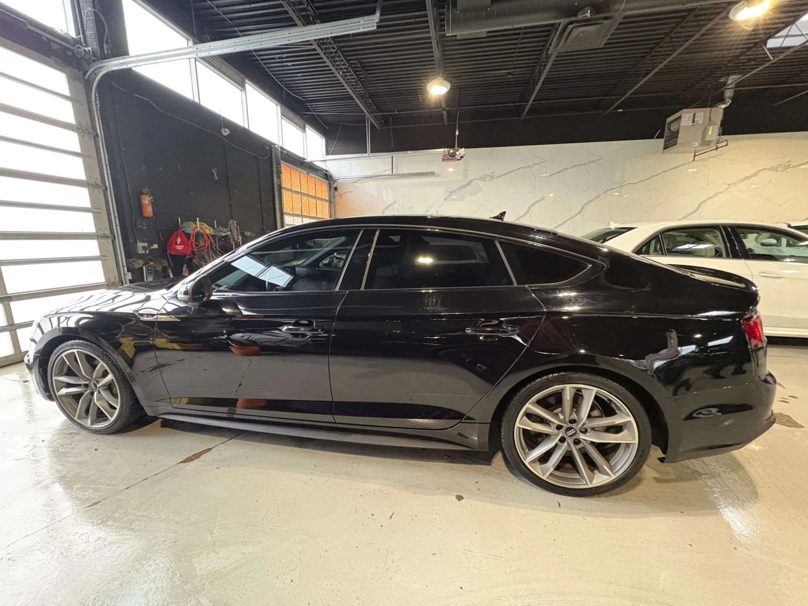 Audi A5 TECHNIK / 360 / DIS / LED /B&O/ ЦЕНА ДО БГ , снимка 3 - Автомобили и джипове - 54980763