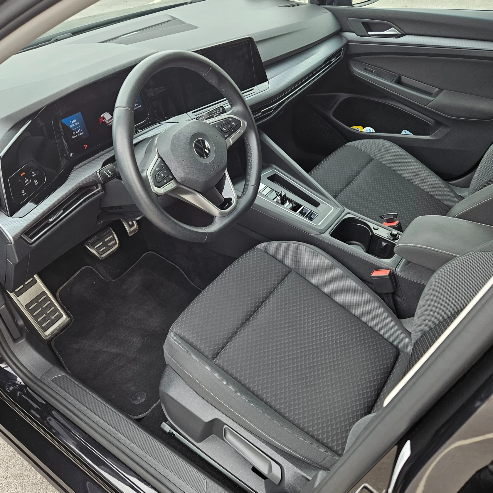 VW Golf GOLF 8 ACTIVE , снимка 11 - Автомобили и джипове - 55663616