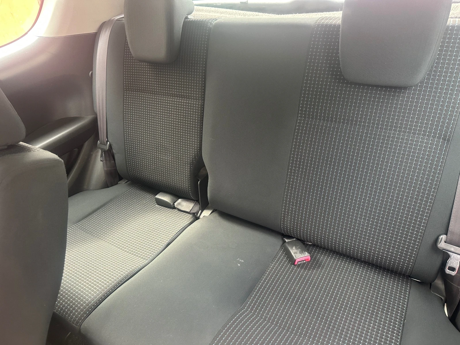 Suzuki Swift 1, 5 VVTI TABLET NAVI, снимка 11 - Автомобили и джипове - 55846495