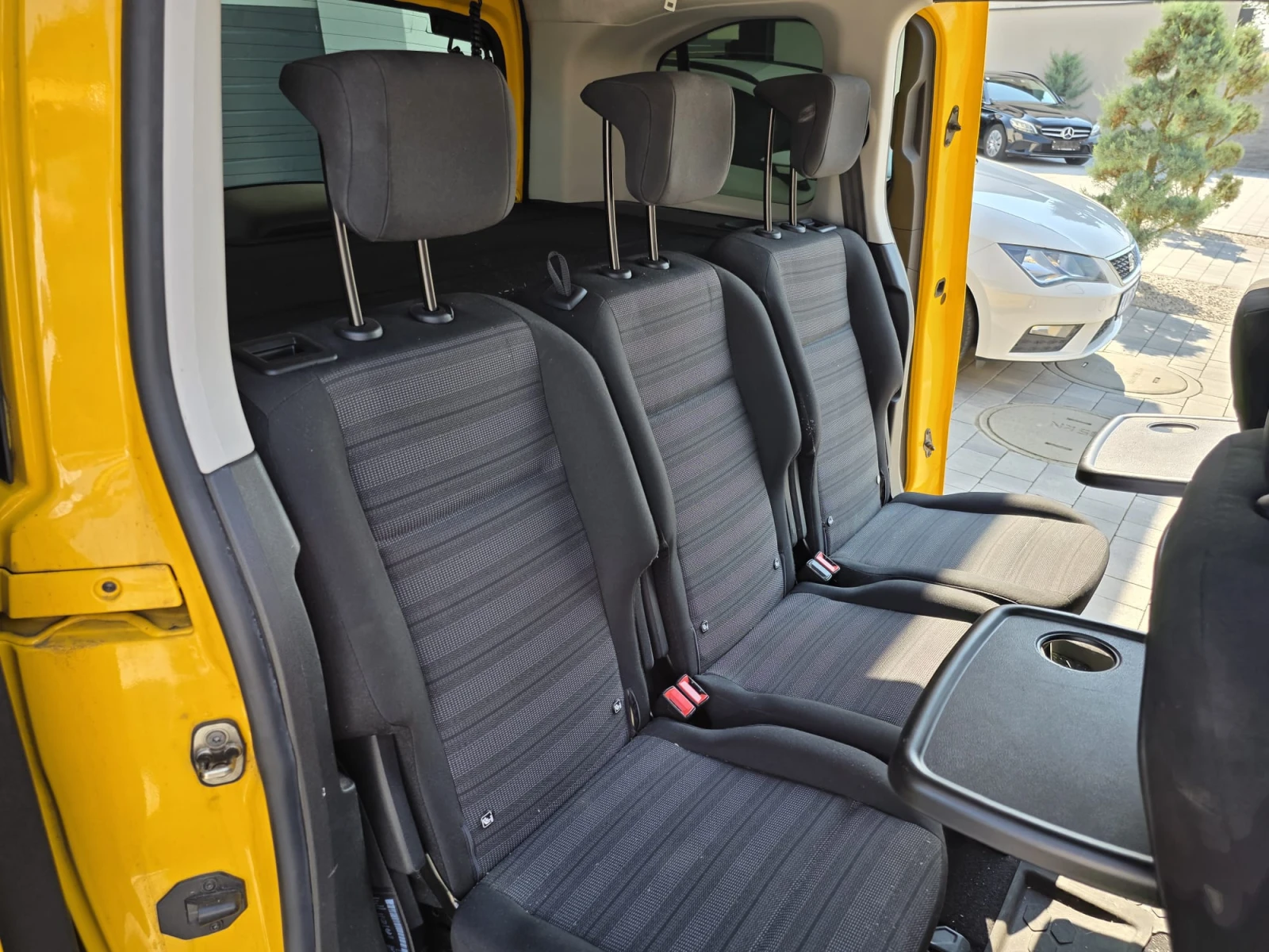 Opel Combo 1.5 hdi, снимка 8 - Автомобили и джипове - 56139029