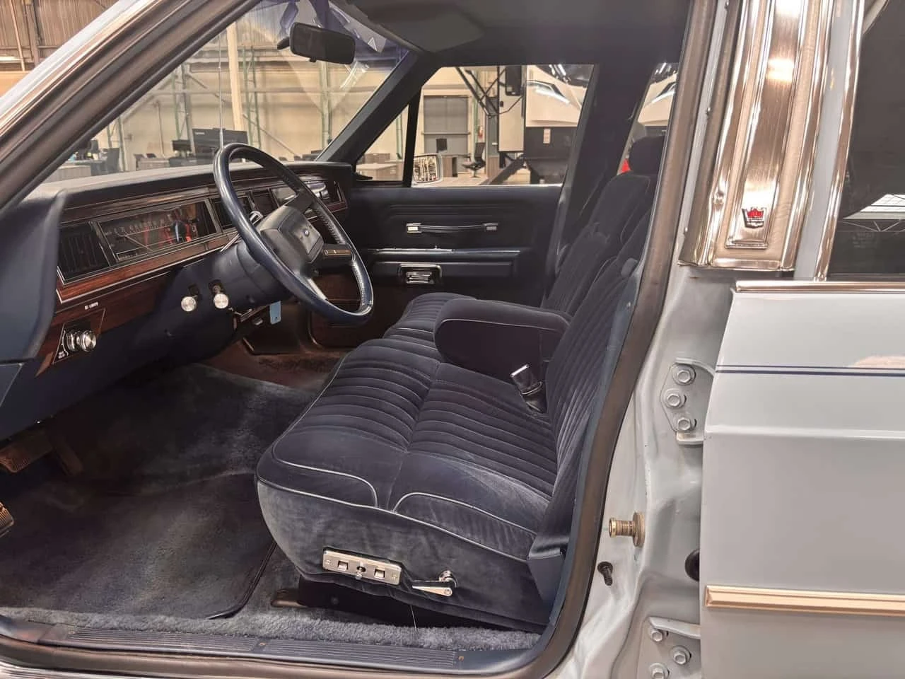 Ford Crown victoria * LIMITED * Фиксирана цена до България * , снимка 7 - Автомобили и джипове - 56213794