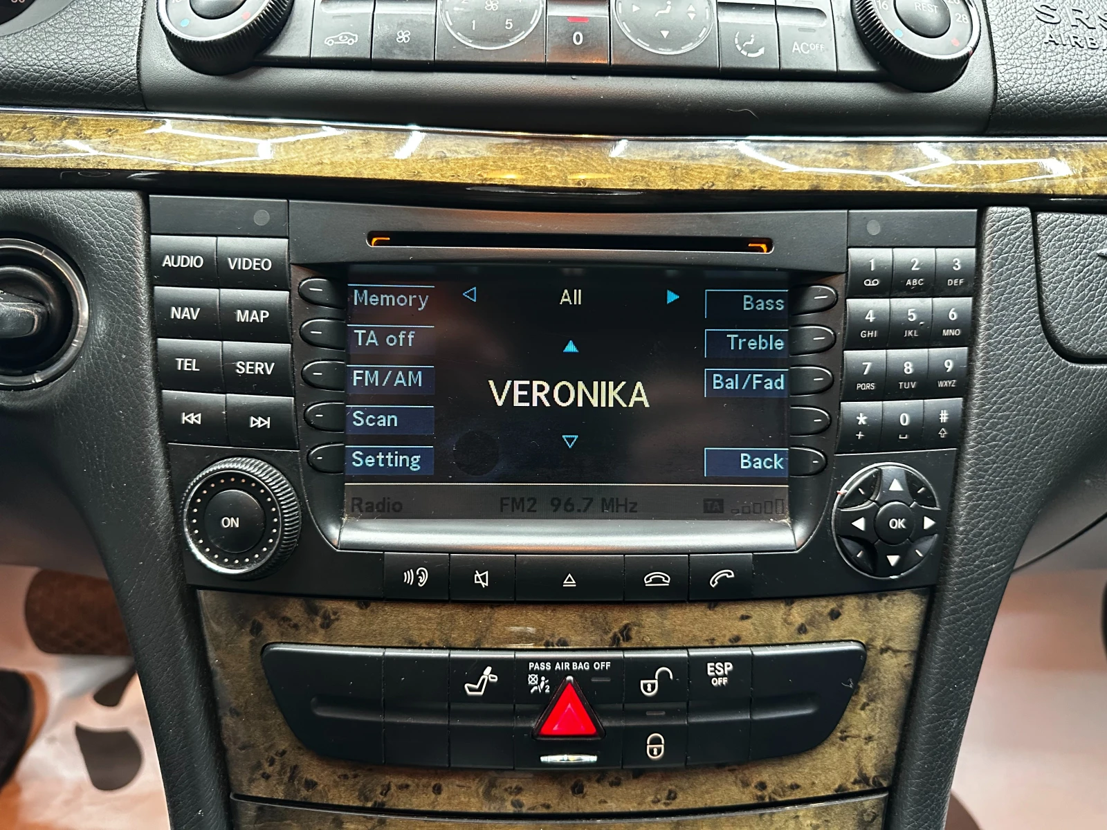Mercedes-Benz E 280 3.2d 177 �.�.  | Mobile.bg � ����������� 11