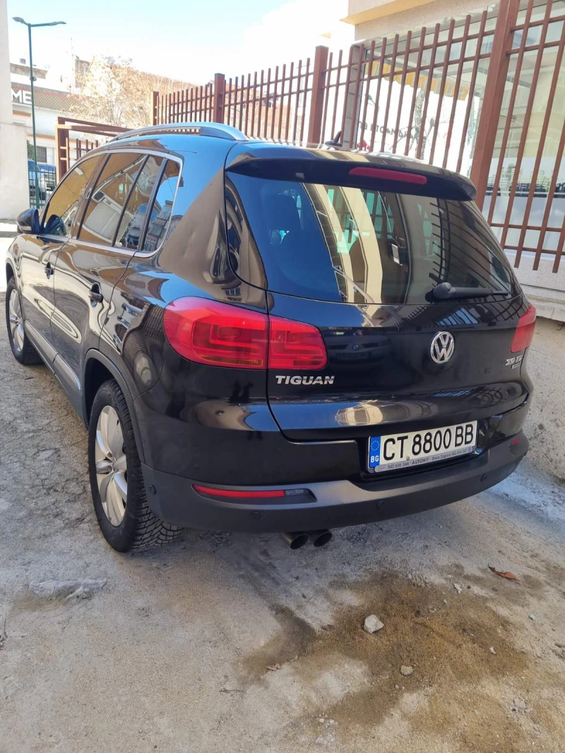 VW Tiguan, снимка 2 - Автомобили и джипове - 49098187