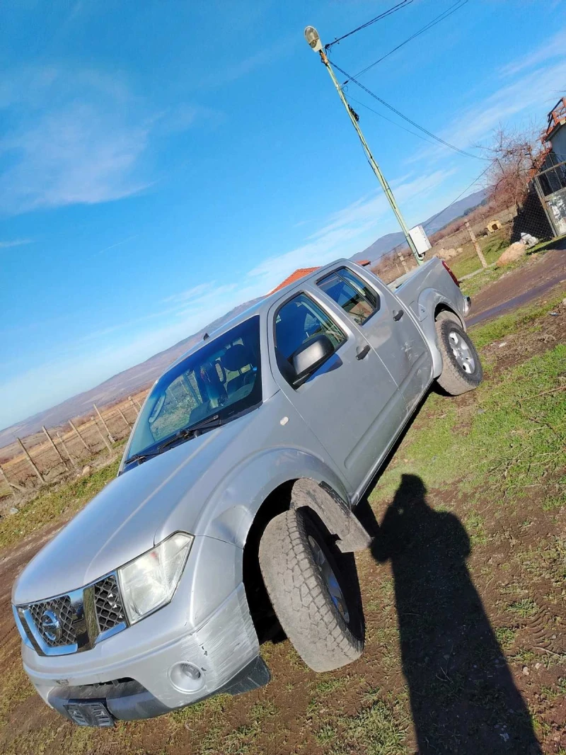 Nissan Navara 2.5 tdi , снимка 5 - Автомобили и джипове - 49351822