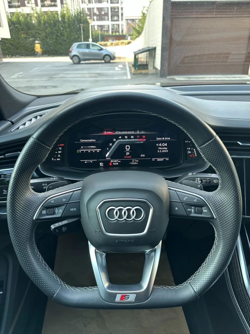 Audi SQ8 BLACK OPTICS, 22&#39;&#39; , B&O, PANO, снимка 6 - Автомобили и джипове - 51170605
