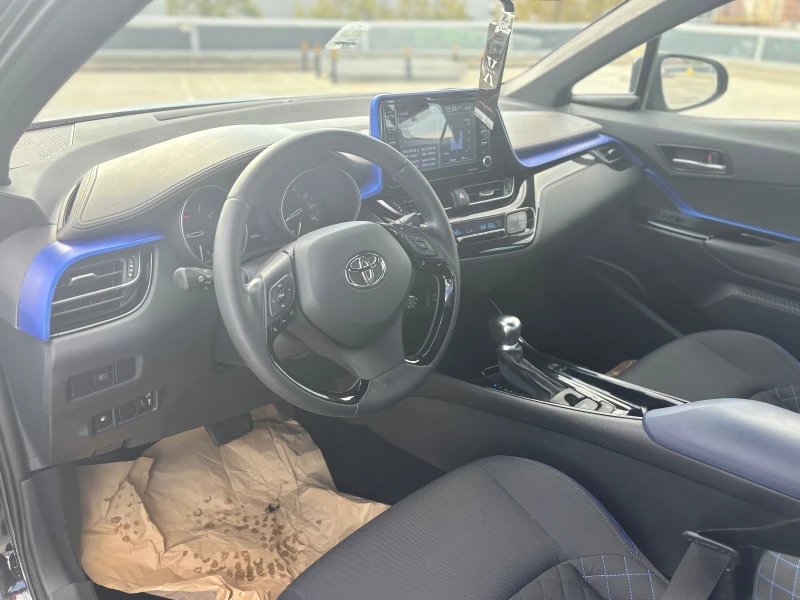 Toyota C-HR, снимка 6 - Автомобили и джипове - 52107580