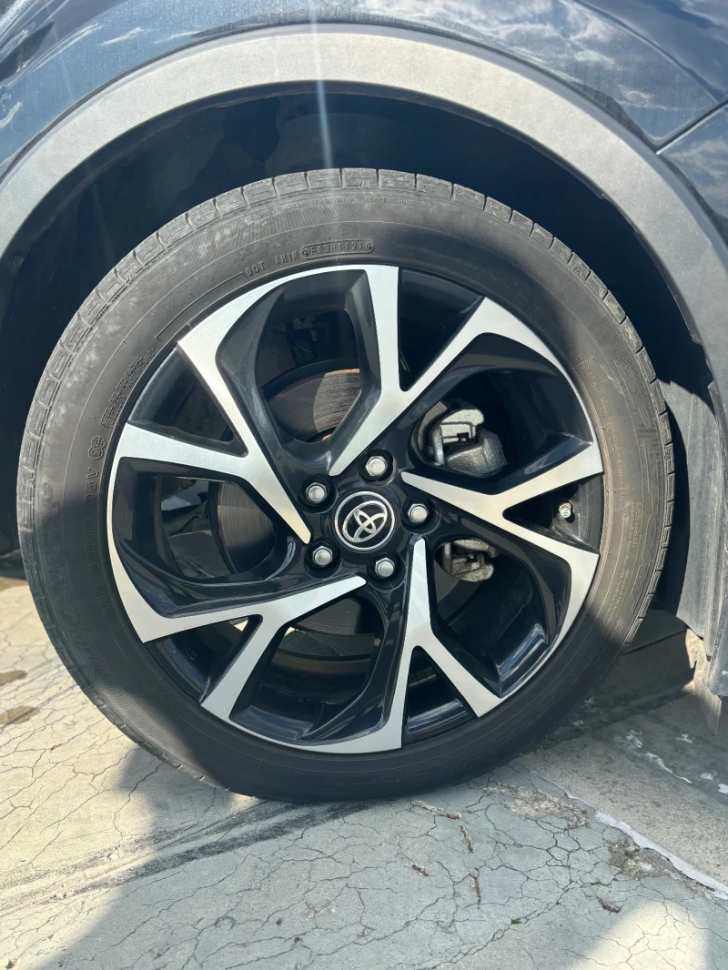 Toyota C-HR, снимка 14 - Автомобили и джипове - 52107580