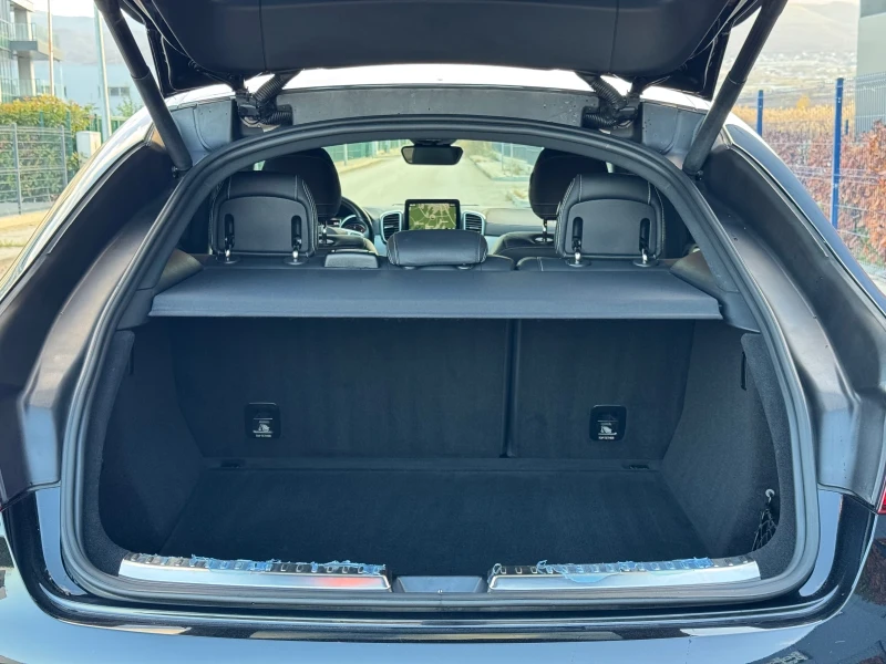 Mercedes-Benz GLE Coupe AMG PREMIUM PLUS/4MATIC/360/HARMAN/ПЪЛ. СЕРВ ИСТ., снимка 4 - Автомобили и джипове - 52507466