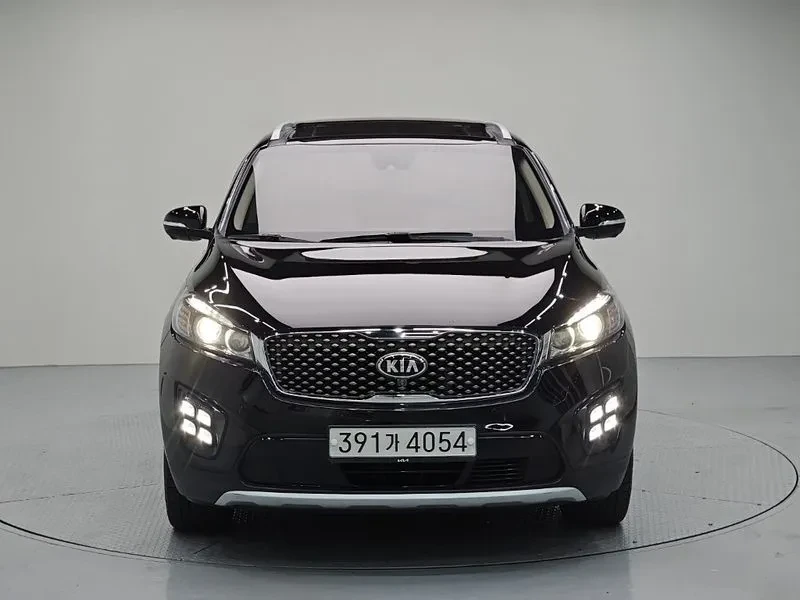 Kia Sorento Diesel 2.2 4Wd Noblesse Special, снимка 2 - Автомобили и джипове - 56268652