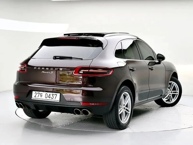 Porsche Macan, снимка 2 - Автомобили и джипове - 56690379