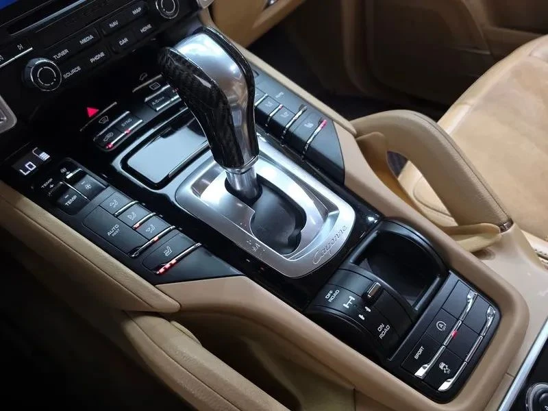 Porsche Cayenne, снимка 9 - Автомобили и джипове - 56724871