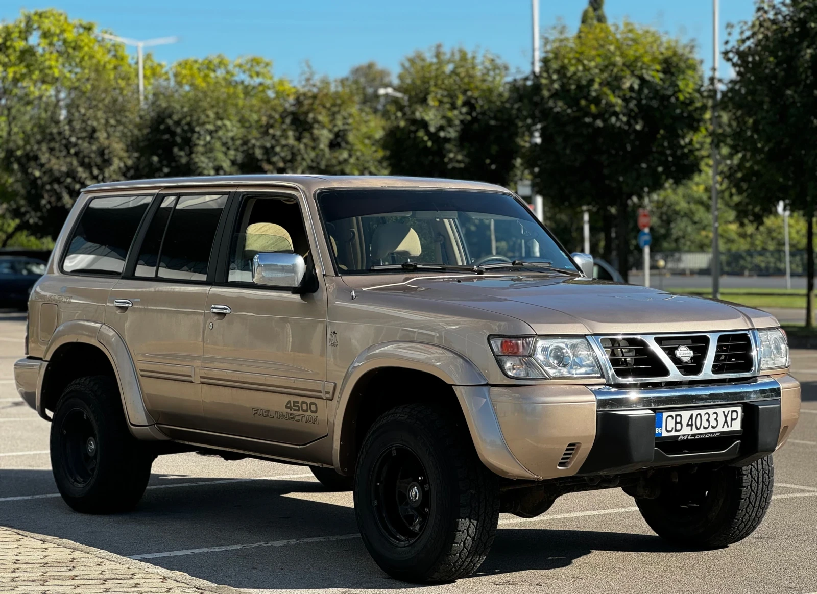 Nissan Patrol 4.5 Fuel Injection 7 местен - изображение 3