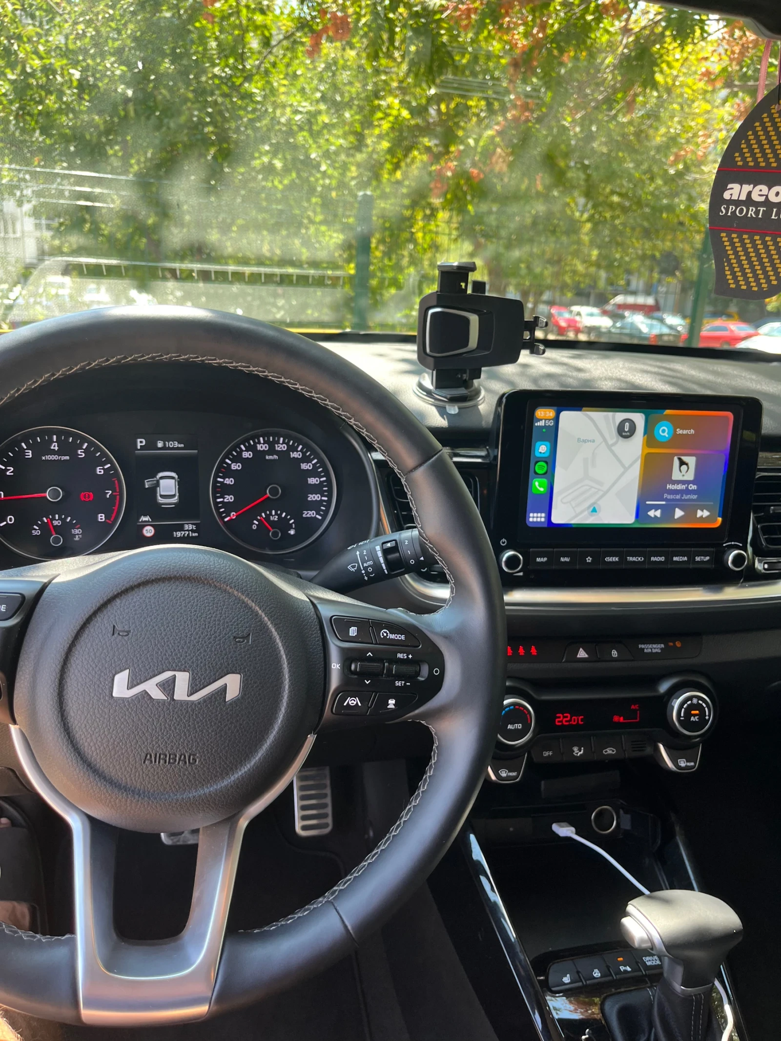 Kia Stonic 1.0 Hybrid  - изображение 10