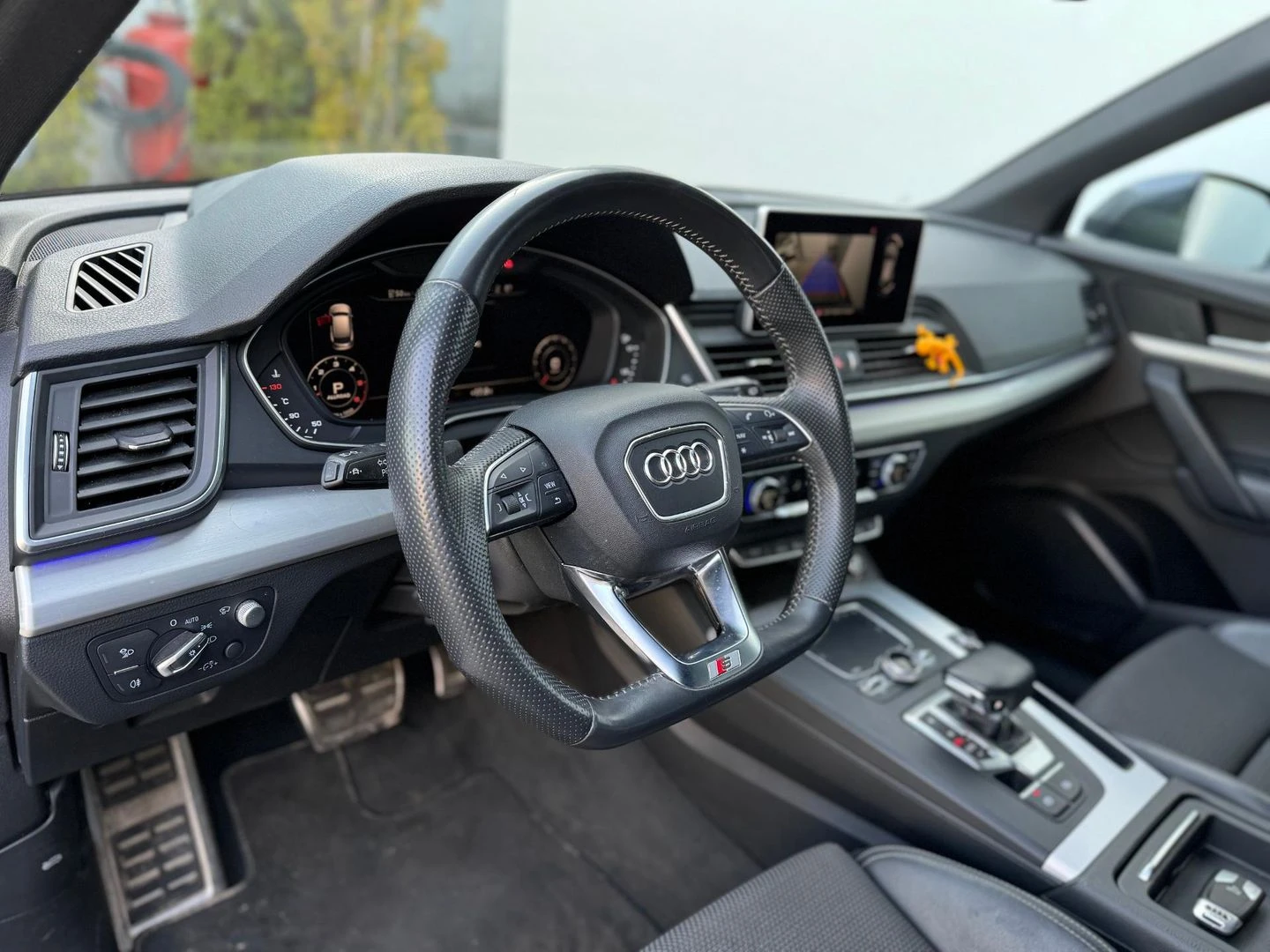 Audi Q5 B9 2.0 TDI quattro S tronic Sport Bus - изображение 7