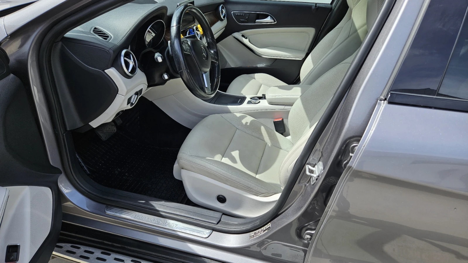 Mercedes-Benz GLA 220 4 mat, kam, memori  - изображение 9