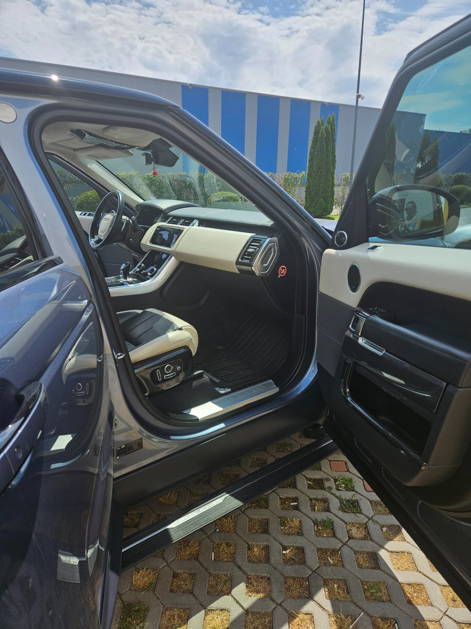 Land Rover Range Rover Sport 4.4SDV8 Autobiography - изображение 9