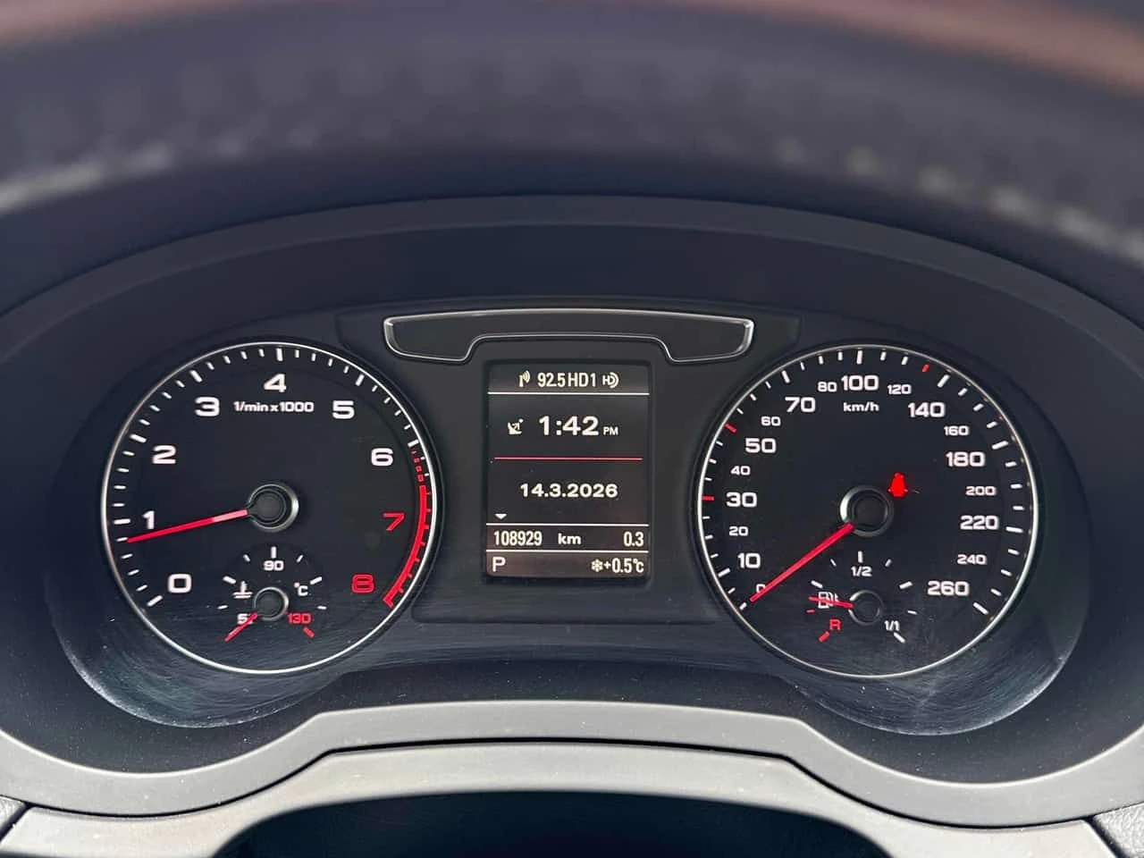 Audi Q3 * Technik * CARFAX * ЦЕНА ДО БГ, снимка 8 - Автомобили и джипове - 53872148