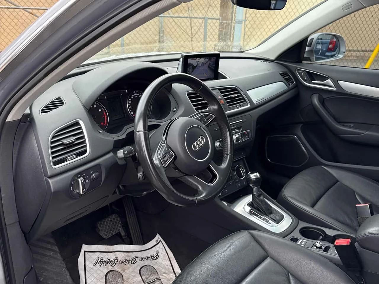 Audi Q3 * Technik * CARFAX * ЦЕНА ДО БГ, снимка 5 - Автомобили и джипове - 53872148