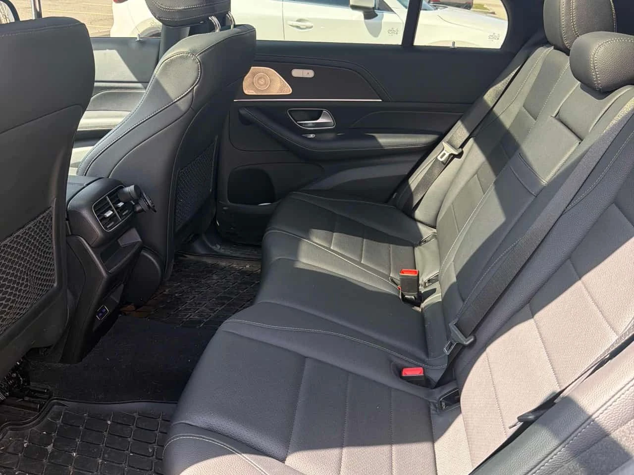 Mercedes-Benz GLE 350 / DISTRONIC / 360 / BURMESTER / ПАНОРАМА, снимка 14 - Автомобили и джипове - 54126977