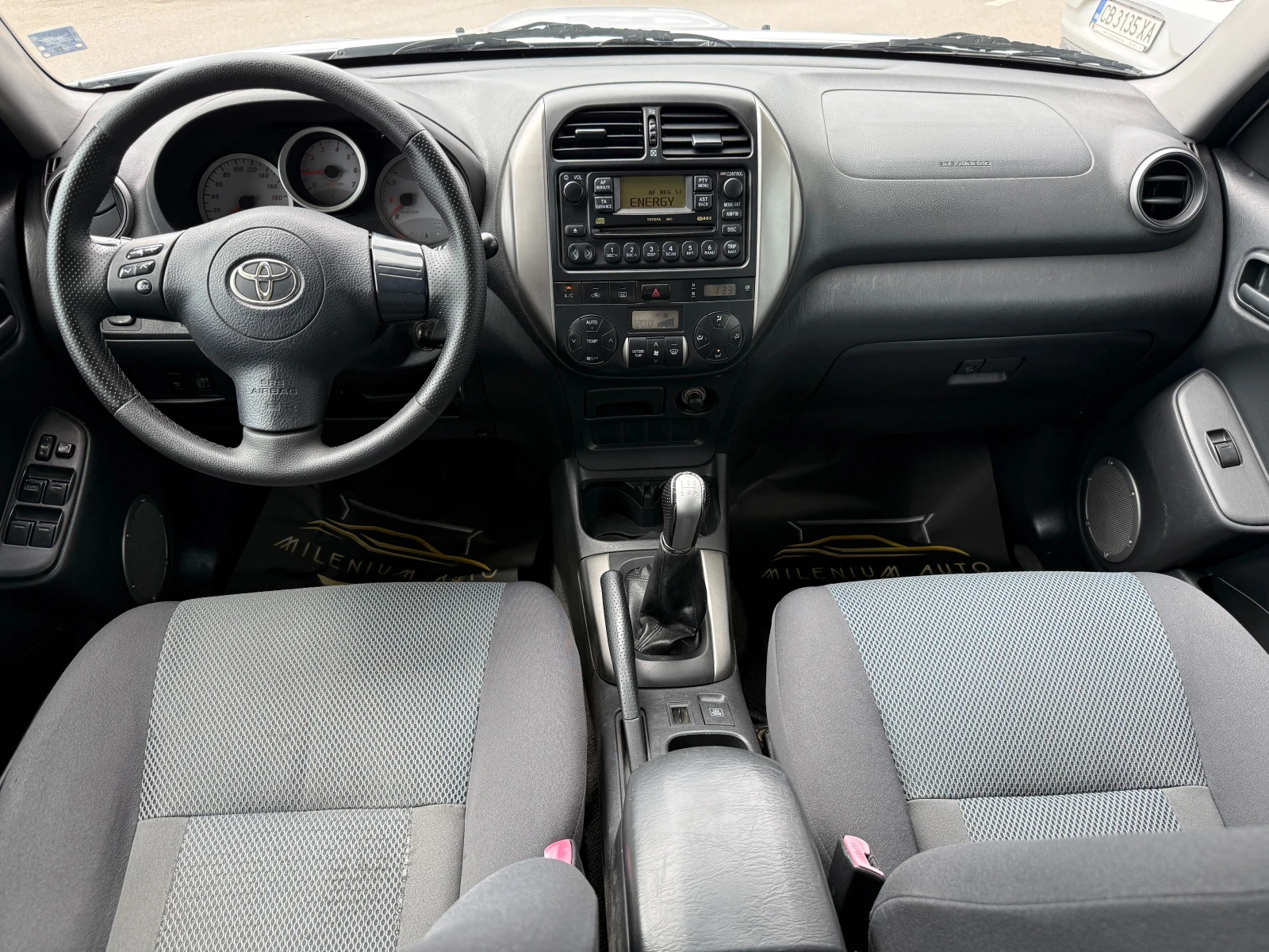 Toyota Rav4 2.0D 116к.с. 4х4 Facelift, снимка 10 - Автомобили и джипове - 55187487