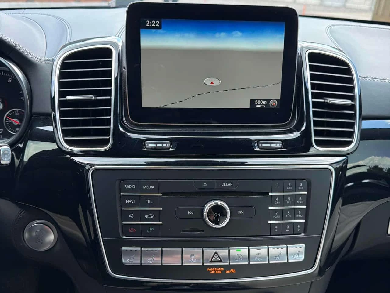 Mercedes-Benz GLS 500 * МАСАЖИ* DESIGNO* ТЕЛЕВИЗОРИ* ДИСТРОНИК* B&O* , снимка 9 - Автомобили и джипове - 55255109