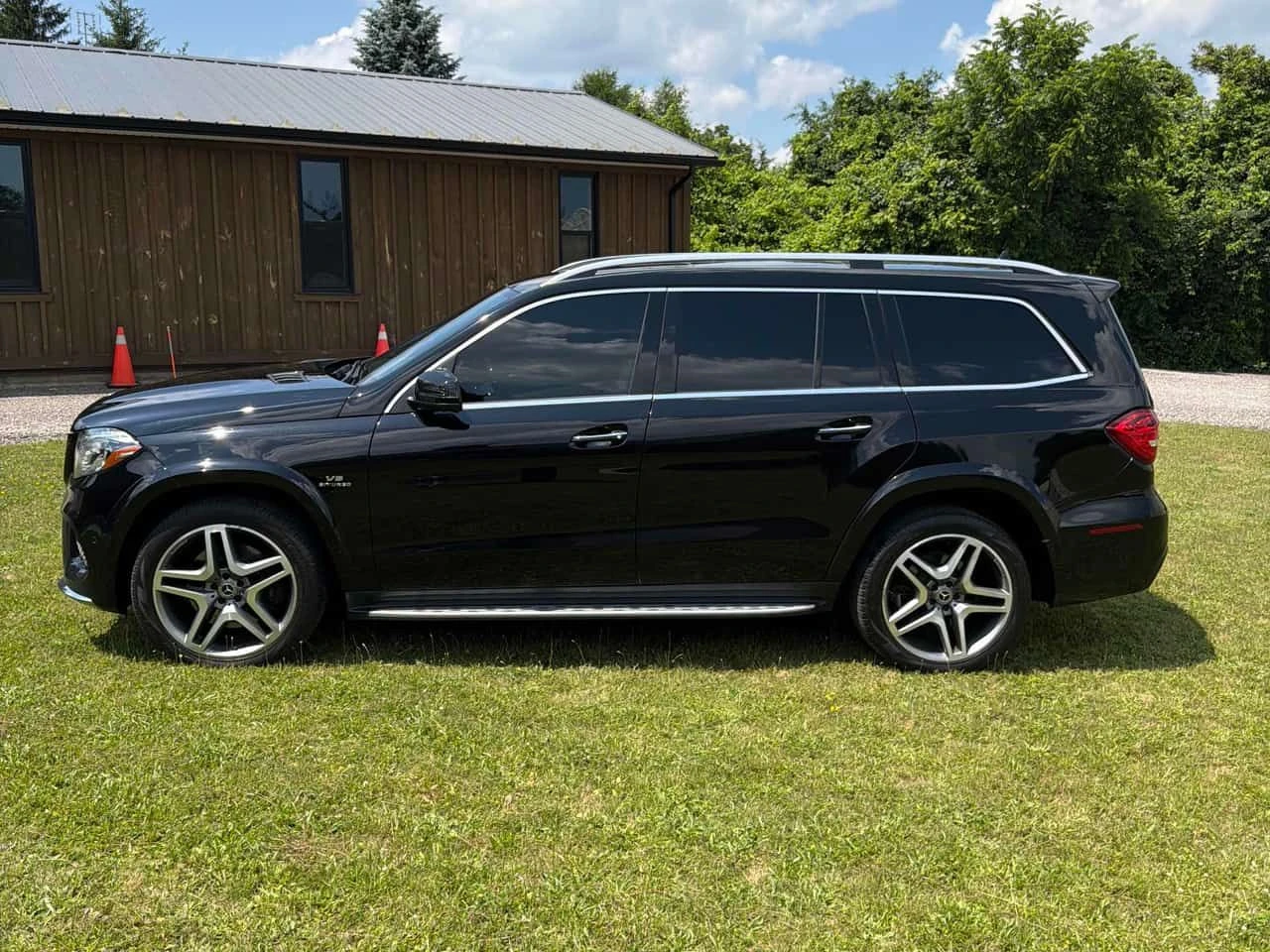 Mercedes-Benz GLS 500 * МАСАЖИ* DESIGNO* ТЕЛЕВИЗОРИ* ДИСТРОНИК* B&O* , снимка 3 - Автомобили и джипове - 55255109
