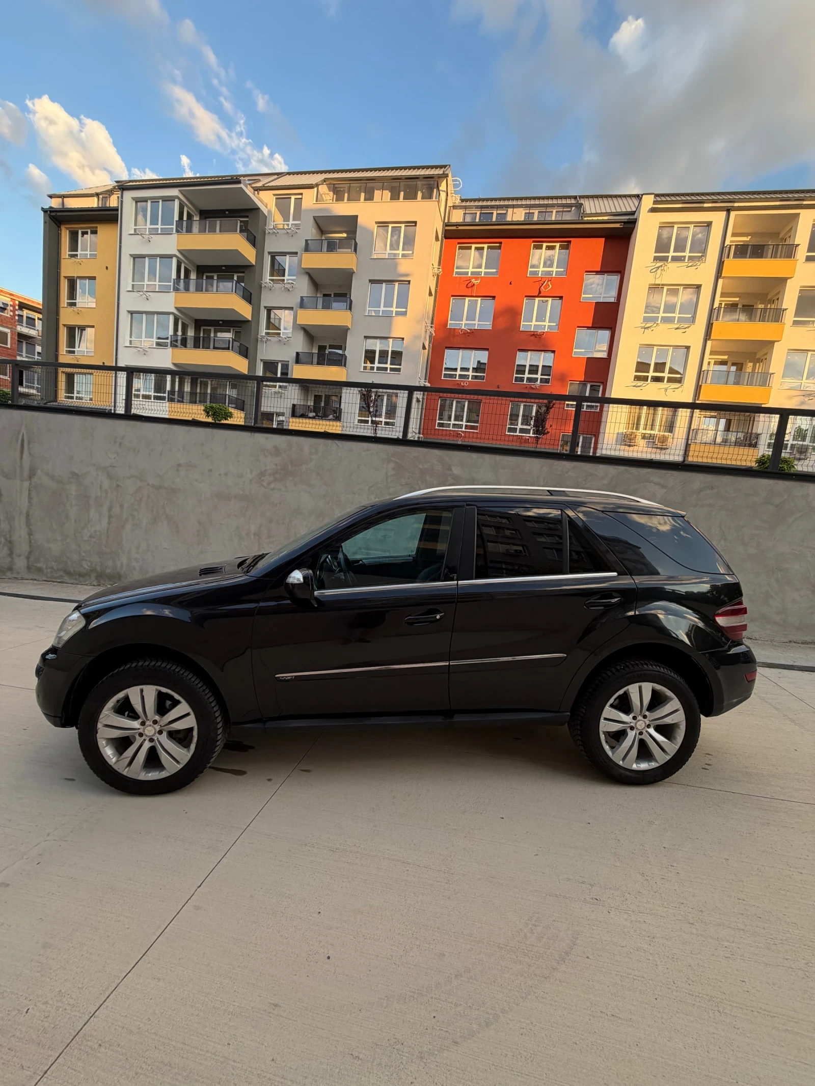 Mercedes-Benz ML 320 AIRMATIC / FACELIFT, снимка 6 - Автомобили и джипове - 55331751