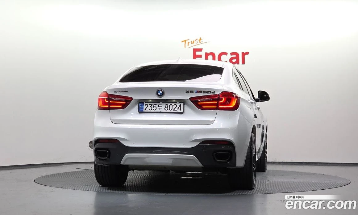 BMW X6 M50d, снимка 4 - Автомобили и джипове - 56157099
