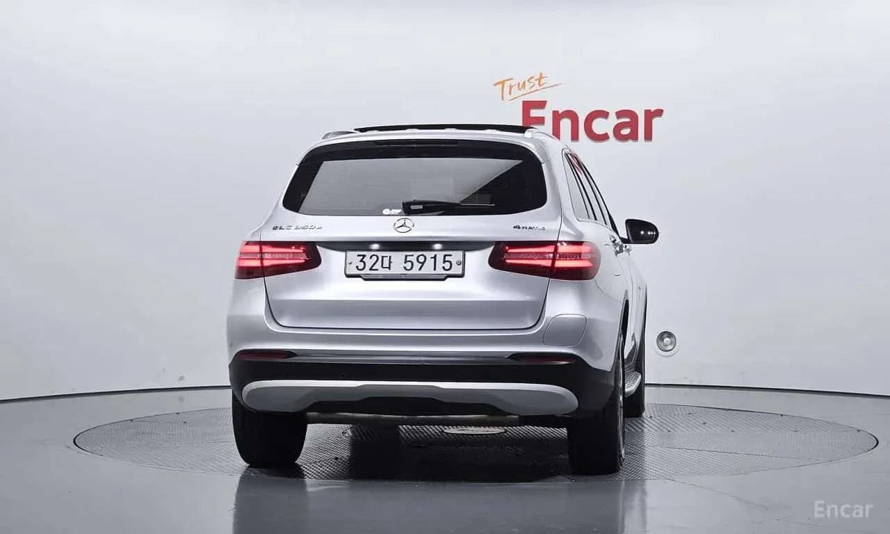 Mercedes-Benz GLC * GLC350e 4MATIC Premium * ЦЕНА ДО БГ, снимка 4 - Автомобили и джипове - 56297077