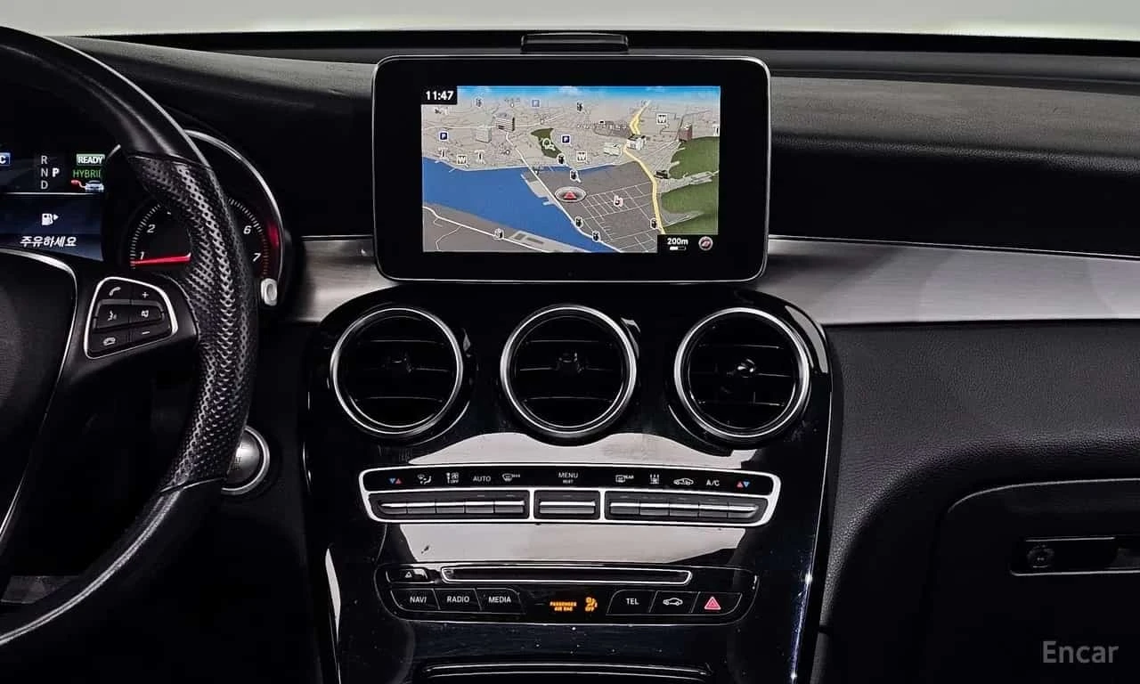 Mercedes-Benz GLC * GLC350e 4MATIC Premium * ЦЕНА ДО БГ, снимка 13 - Автомобили и джипове - 56297077