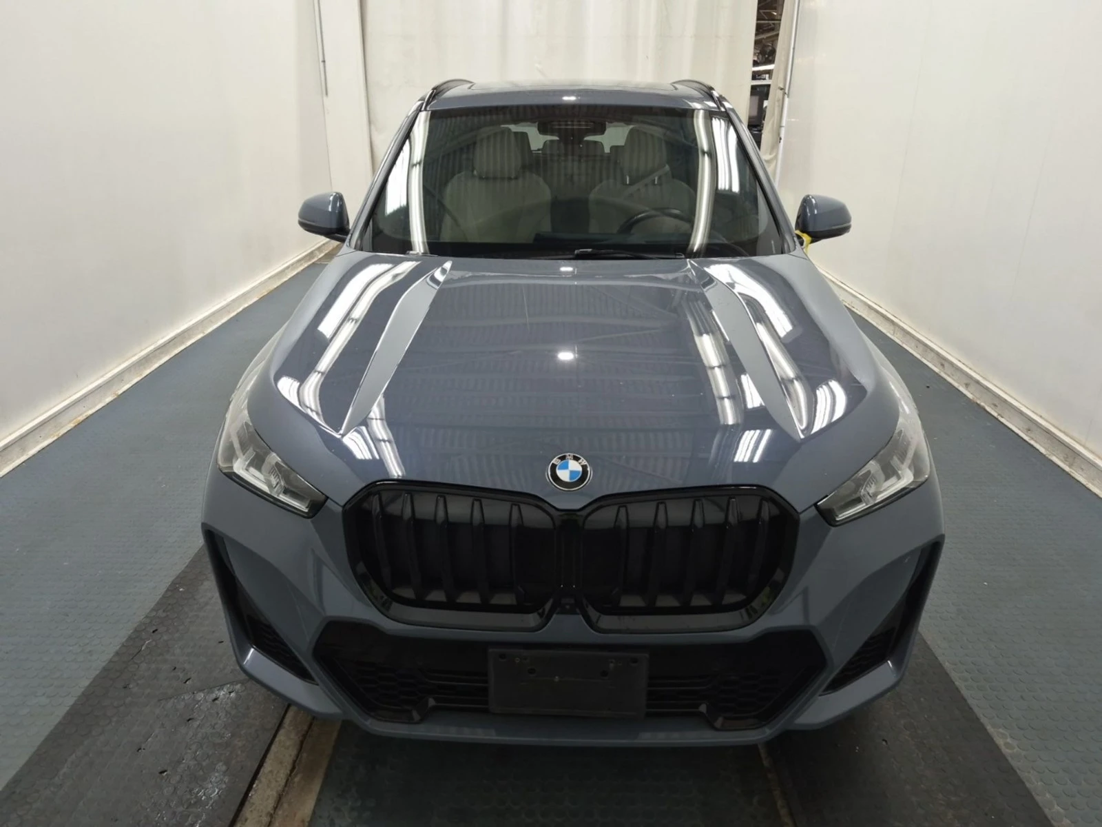 BMW X1 XDRIVE28I - M PKG - ПОДГРЕВИ - ПАНОРАМА, снимка 2 - Автомобили и джипове - 56566955