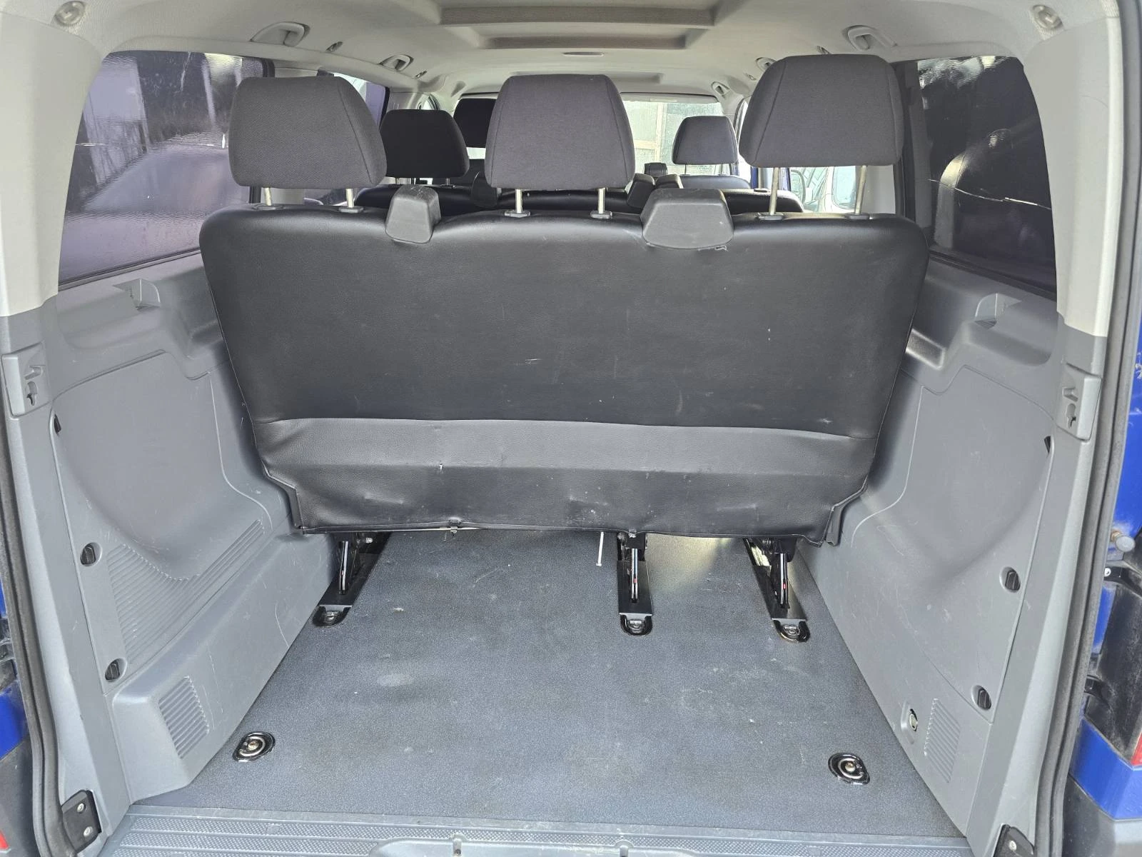 Mercedes-Benz Vito 111/2.2CDI, 9места, Климатик, Дълга база, снимка 16 - Бусове и автобуси - 54817340