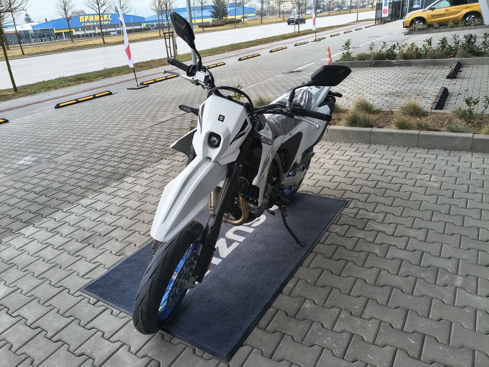 Suzuki DR-Z DR-Z4SM  - изображение 8