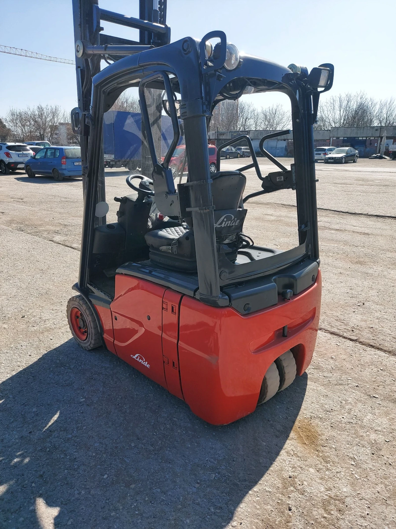 Електрокар Linde, снимка 6 - Индустриална техника - 53856422