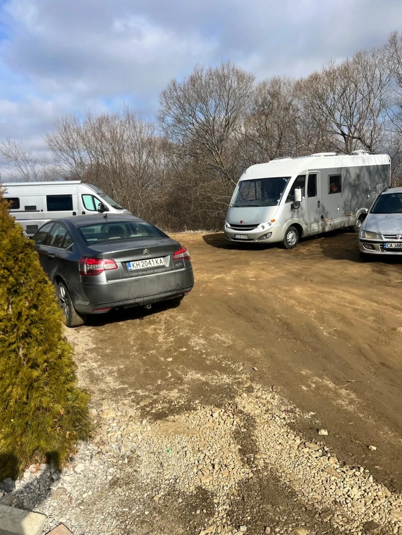 Кемпер Burstner AVIANO 675 АВТОМАТИК, снимка 3 - Каравани и кемпери - 52816527