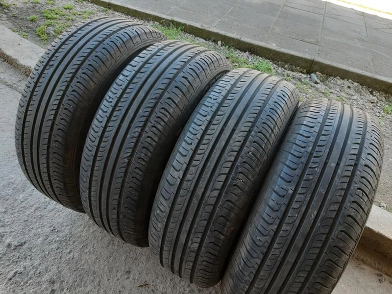 Гуми Летни 225/60R17, снимка 1 - Гуми и джанти - 36422132