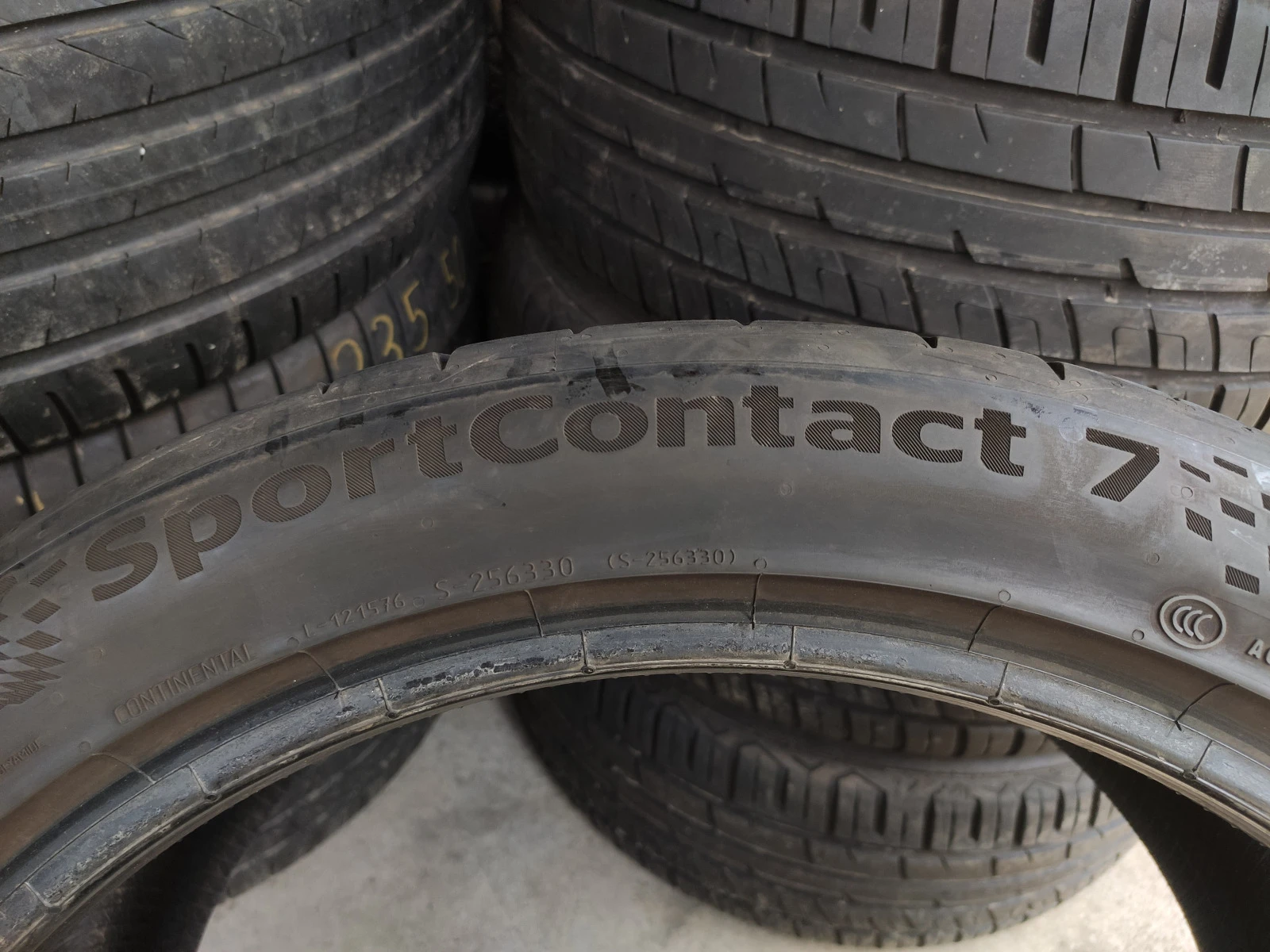  255/40R19 | Mobile.bg   5