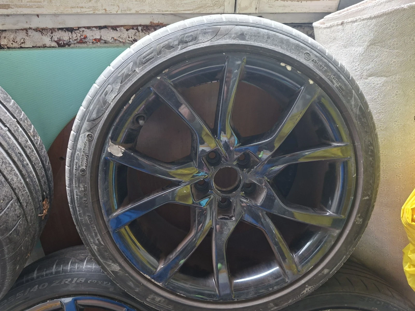 Гуми с джанти Pirelli 235/40R18, снимка 6 - Гуми и джанти - 54662576
