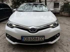 Toyota Auris, снимка 2