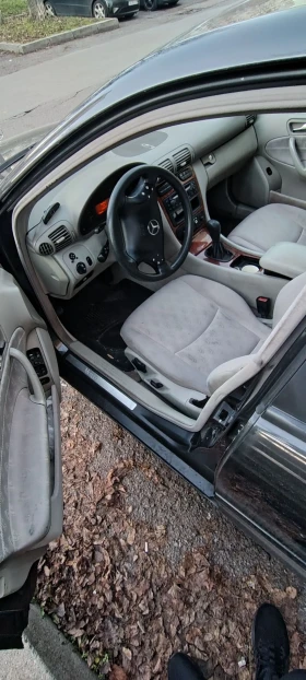 Mercedes-Benz C 200, снимка 5