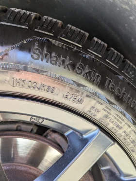 VW Golf 1.6 BlueMotion - 6400 € / 12517.31 лв. - 86766209 11