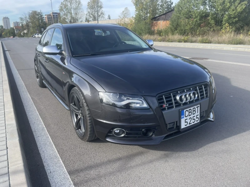 Audi A4, снимка 2 - Автомобили и джипове - 47481013