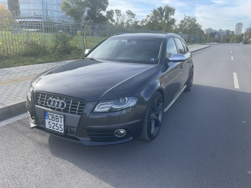 Audi A4, снимка 1 - Автомобили и джипове - 47481013