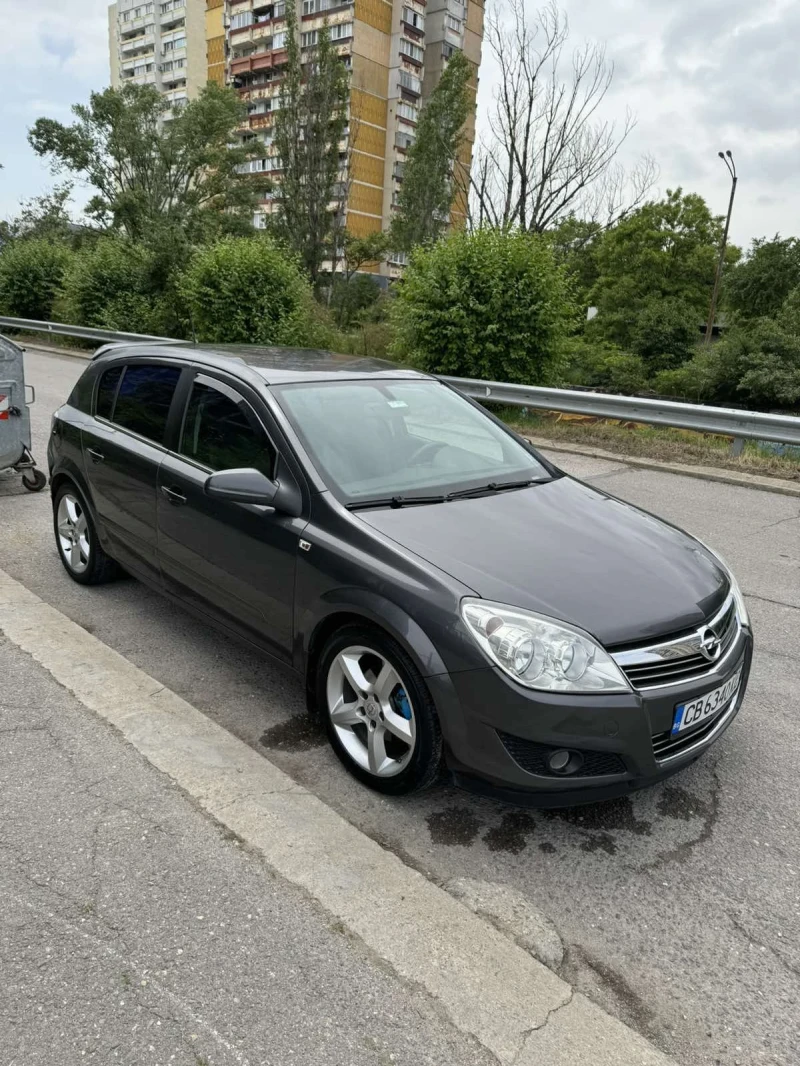 Opel Astra, снимка 2 - Автомобили и джипове - 47486755