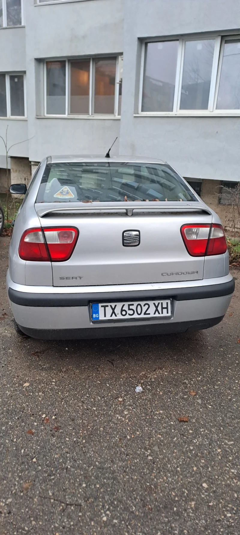 Seat Cordoba, снимка 1 - Автомобили и джипове - 48290111