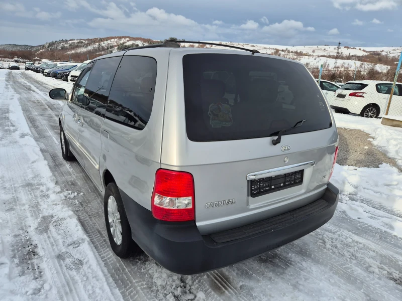 Kia Carnival 2.9 CRDI, снимка 4 - Автомобили и джипове - 48676170