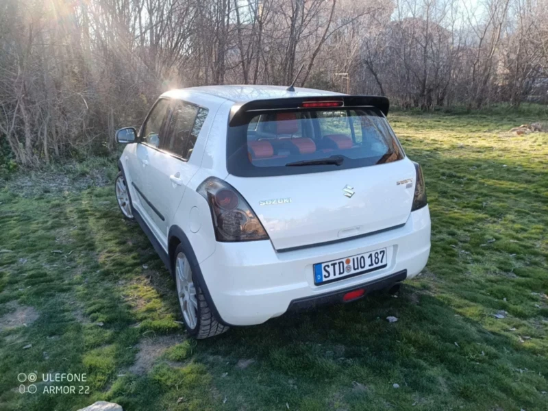 Suzuki Swift 1.3, снимка 7 - Автомобили и джипове - 49416219